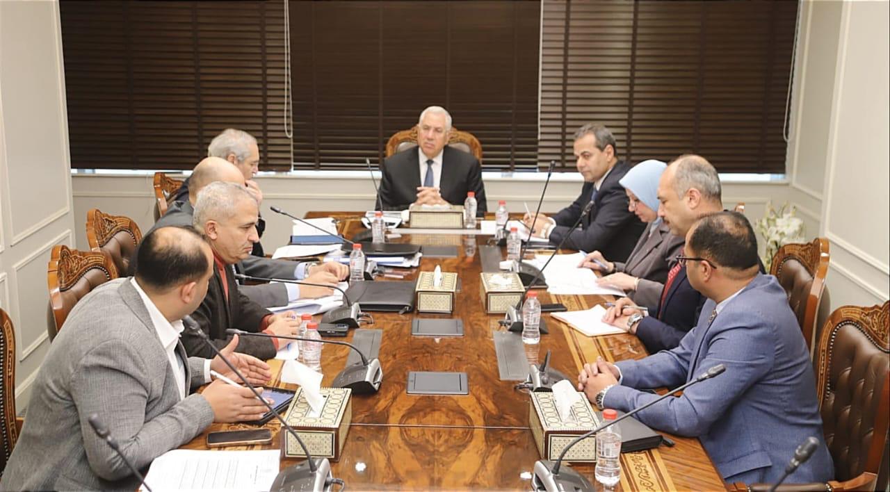 وزير الزراعة يبحث سبل تعزيز صادرات مصر من البطاطس ويشيد بالتعاون والتنسيق بين أجهزة الدولة المعنية| صور